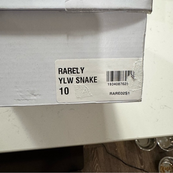 Steve Madden Rarely Yellow Snakeskin Pattern Ankle Booties - Picture 8 of 8